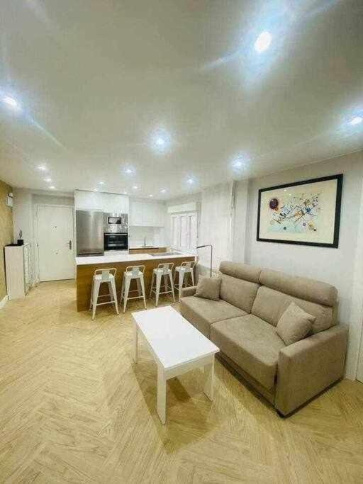 Argus Poniente By Silastur กิฮอน ภายนอก รูปภาพ